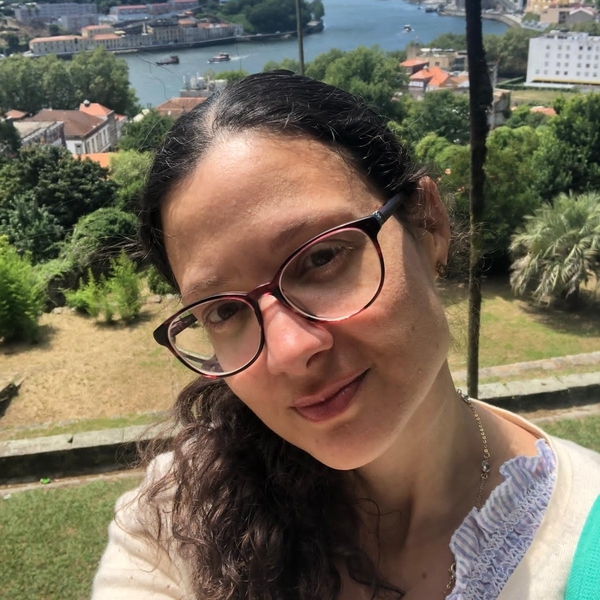 Anna - Professor de inglês - Ilhéus