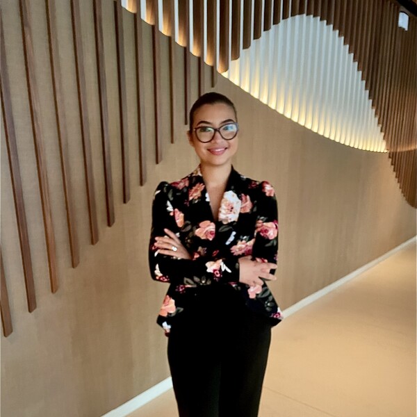 Luisa - profesor de anatomía - Moca