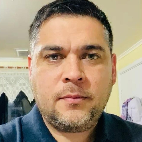 Axell - profesor de ingeniería - Punta Arenas