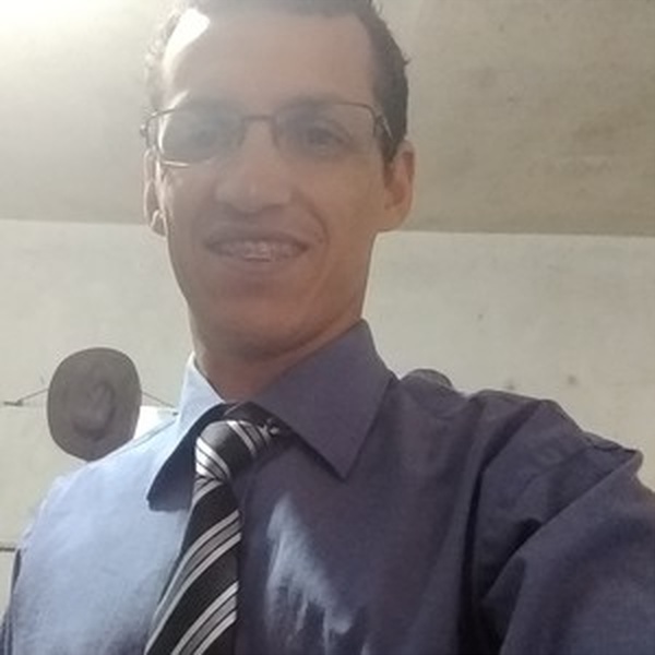 Júlio César - Professor de Alfabetização - Parque Sao Rafael