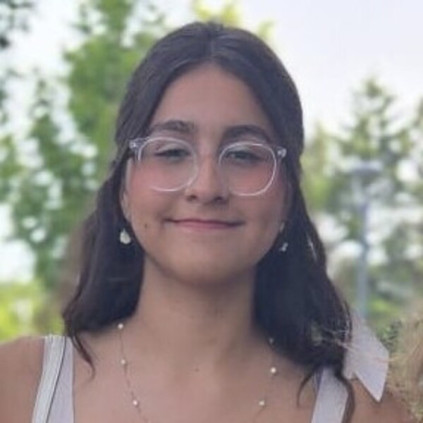 Naomi - Spanish tutor - Victoria