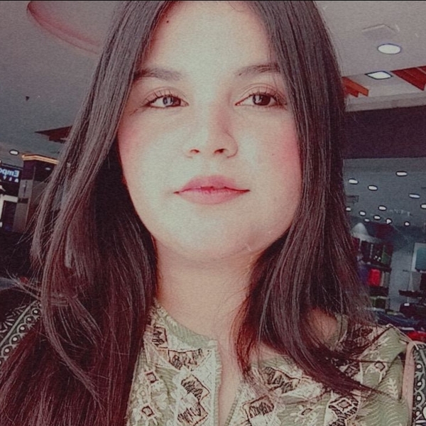 Ayesha - Computer programming tutor - Denver