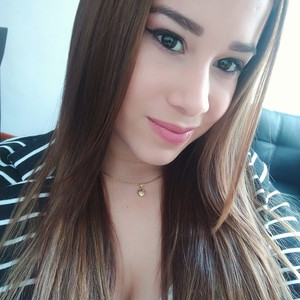 Andreina - Profe de cosmetología - Bogotá