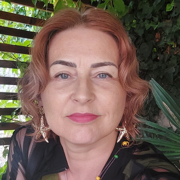 Irena - učitelj hrvatskog jezika - Sunja