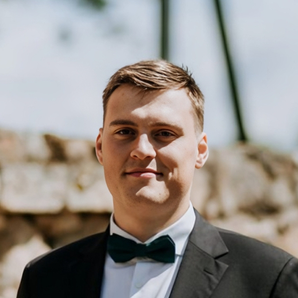 Levi - Maths tutor - Wollongong