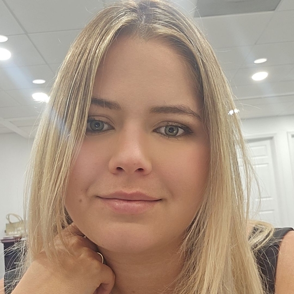 Emily - English tutor - Miami