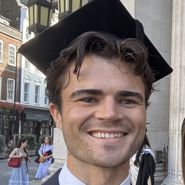 Oliver - English tutor - London