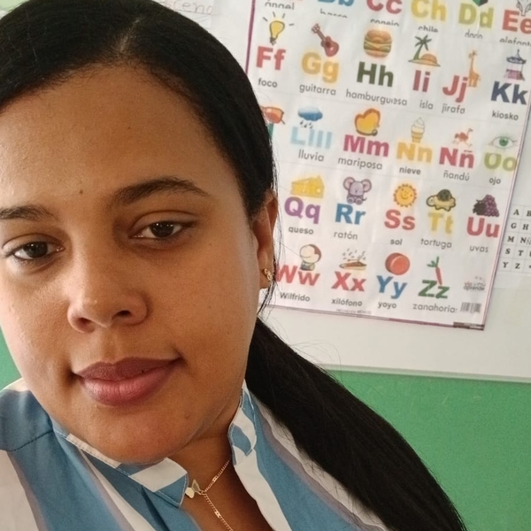 Johanna - prof de Español y Literatura - Mamey