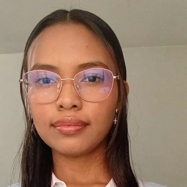 Adri - Profesor de reforzamiento escolar - 