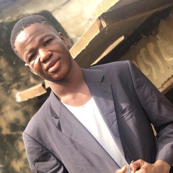 Yannick - English tutor - Abide Awhile