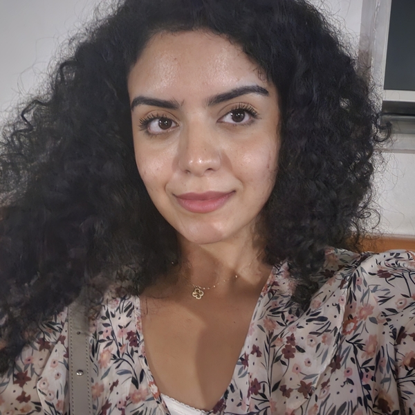 Laila - Prof de SVT - Salé