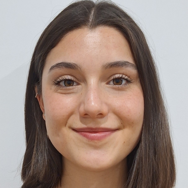 Julia - Profe de inglés - Sevilla
