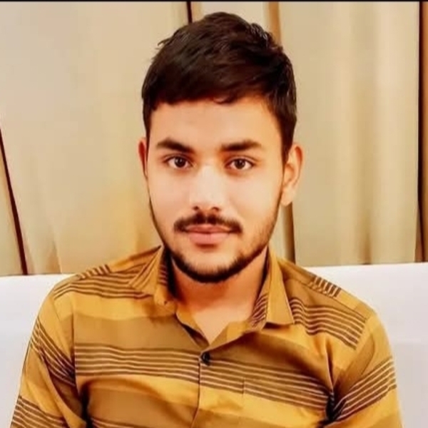 Akash - Maths tutor - Dabra