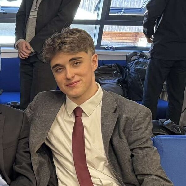 Simon - Maths tutor - Surbiton