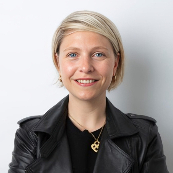 Alexis - Physics tutor - Geelong