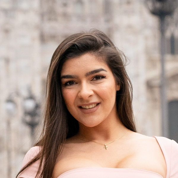 Aisha - French tutor - Los Angeles