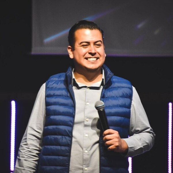 David - profesor de canto - Tijuana