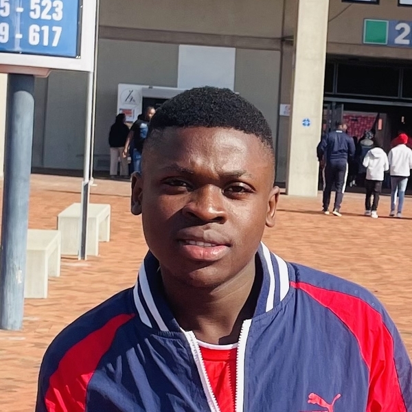Njabulo - Maths tutor - Port Elizabeth