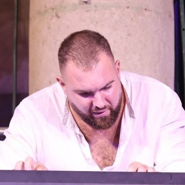 Alfredo - Insegnante di pianoforte - Acireale