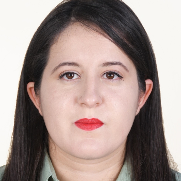 Rania - Prof d'aide aux devoirs - Lorient