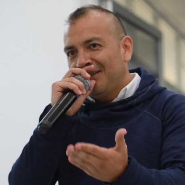 Ernesto - Profesor de español y literatura - Cancún