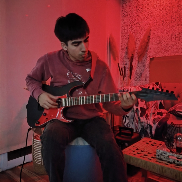 Francisco - Profesor guitarra criolla - Campana