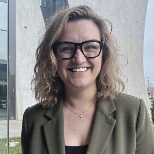 Elise - Spanish tutor - Kansas City