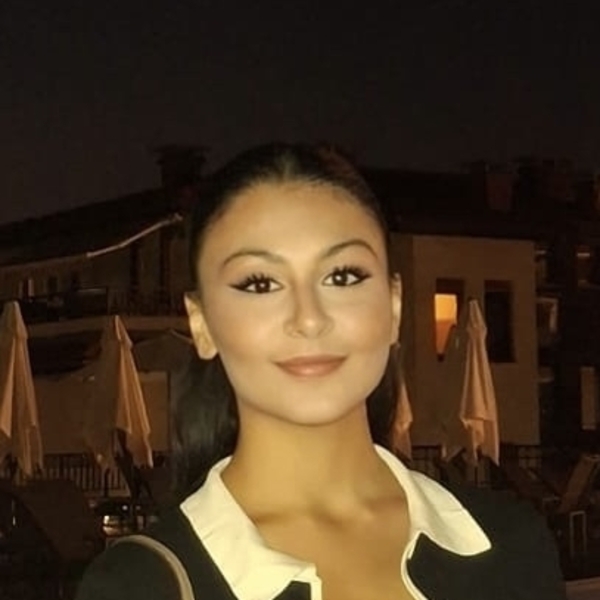 Maria - Учител по Шах - Бургас