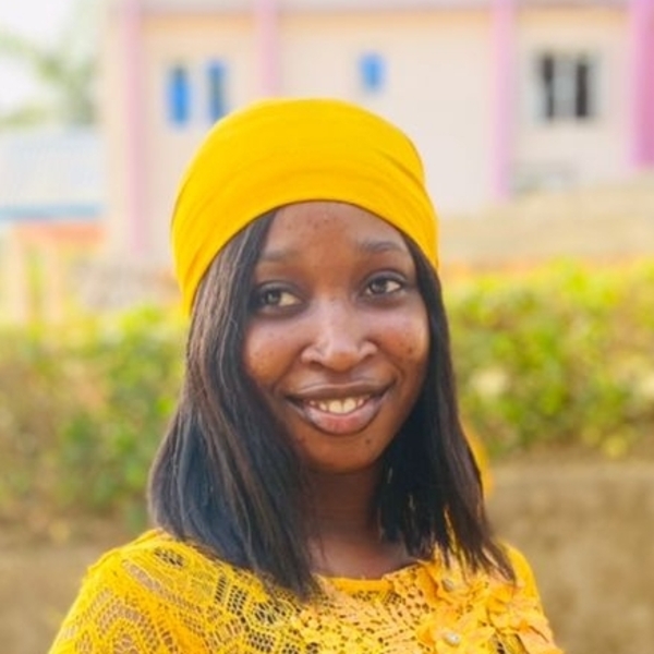 Favour - French tutor - Lugbe