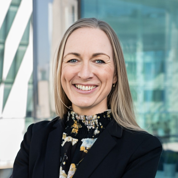 Poppy - Biology tutor - Surrey