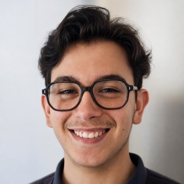 Lukas - Prof de physique - Anglet