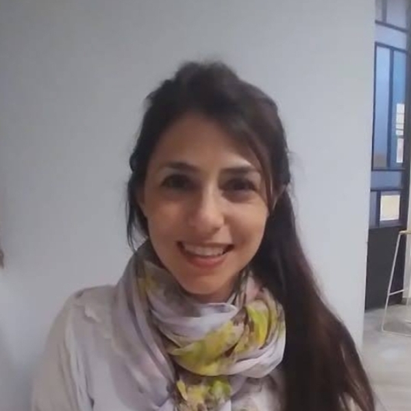 Ludmila - Profesor matemática - La Plata