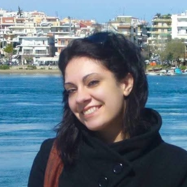 ΕΛΕΝΗ - Καθηγητής Αρχαίων Ελληνικών - Περιστέρι