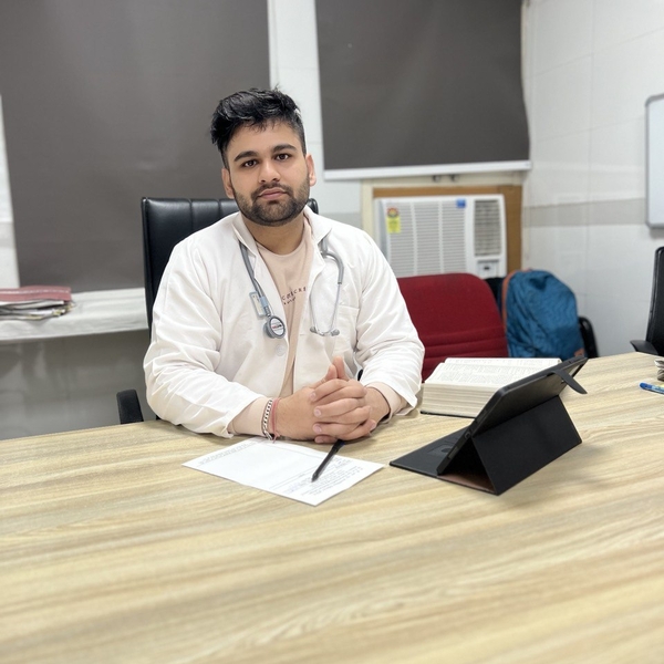 Divyanshu - Biology tutor - Limerick
