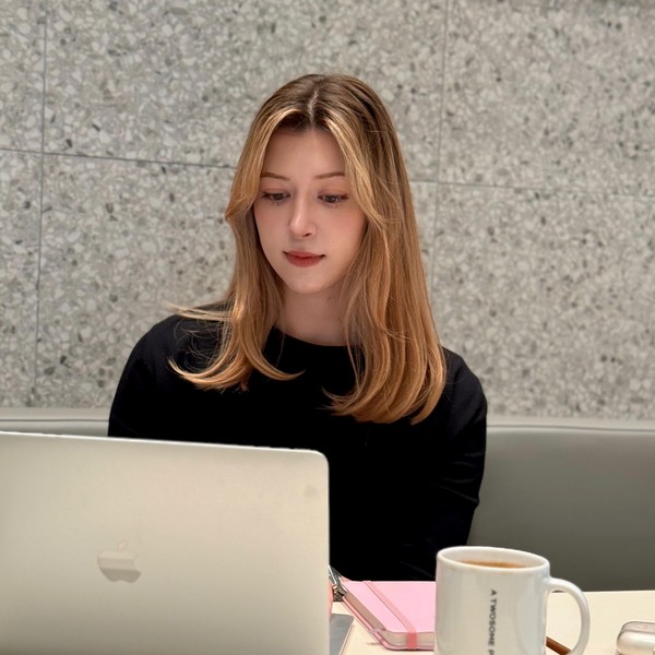 Aryna - Prof de physique - Sartrouville