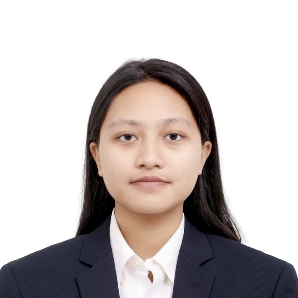 Lyvia - Guru bahasa inggris - Bandung
