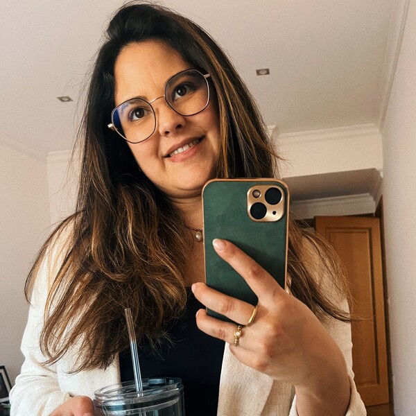 Lucie - Professor de francês - Porto