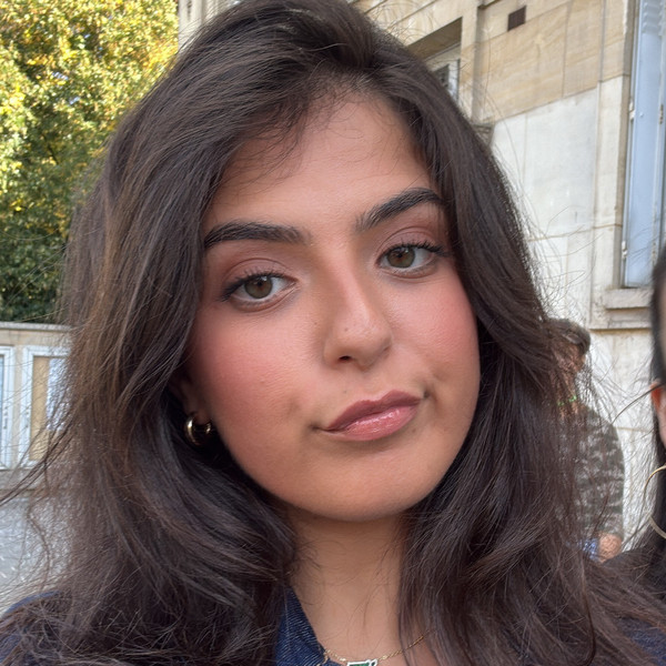 Ines - Prof de maths - Paris
