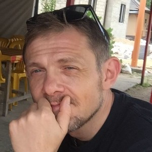 Chris - English reading teacher - London