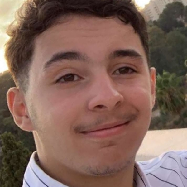Adam - Prof de maths - Villecresnes