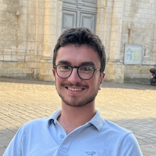 Flavien - Prof d'aide aux devoirs - Bourges