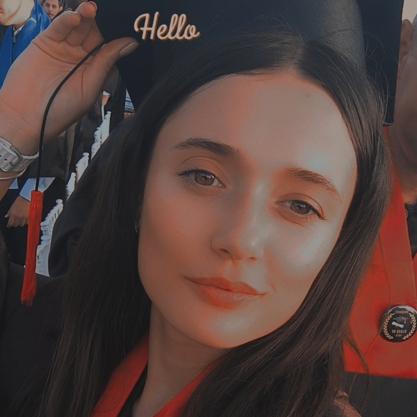Cristina - Profesor de biologie - Buzău