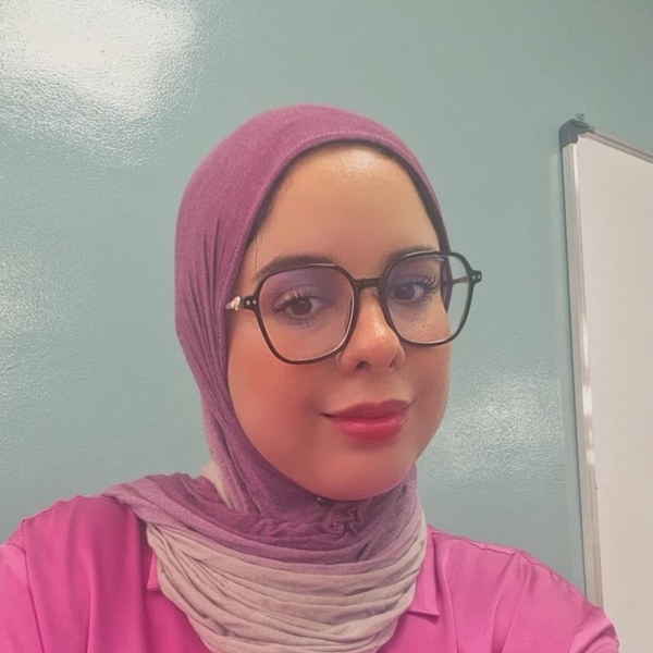 Imane - Prof de SVT - Casablanca