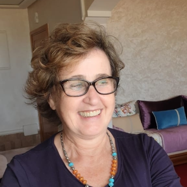 Ouafa - Prof de maths - Noumea