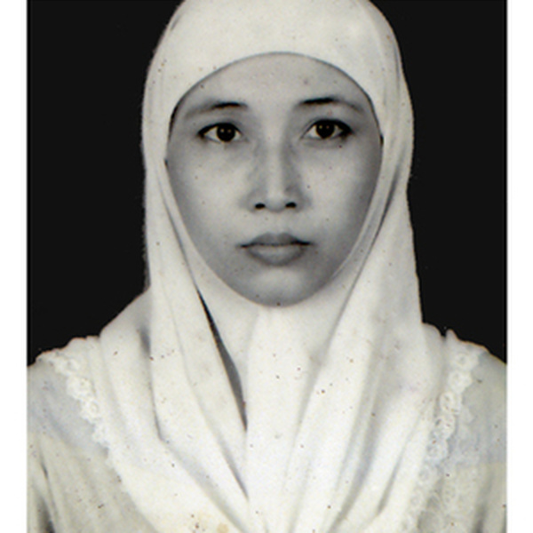 Lisana - Guru bahasa inggris - Bekasi