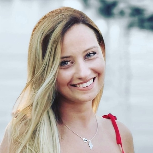 Antonella - Insegnante di ripetizioni - Napoli