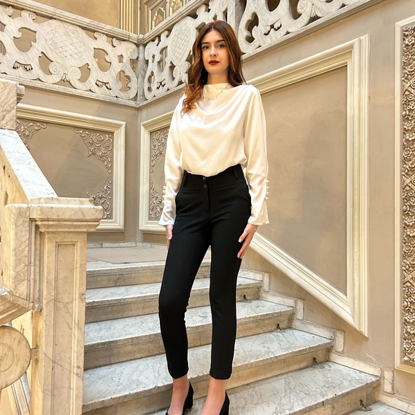 Ana - Profesor de Engleză - Constanța