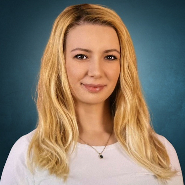 Iva - Учител по Английски език - София