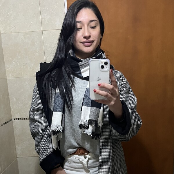 Giovanna - Profe de matemática - La Carolina
