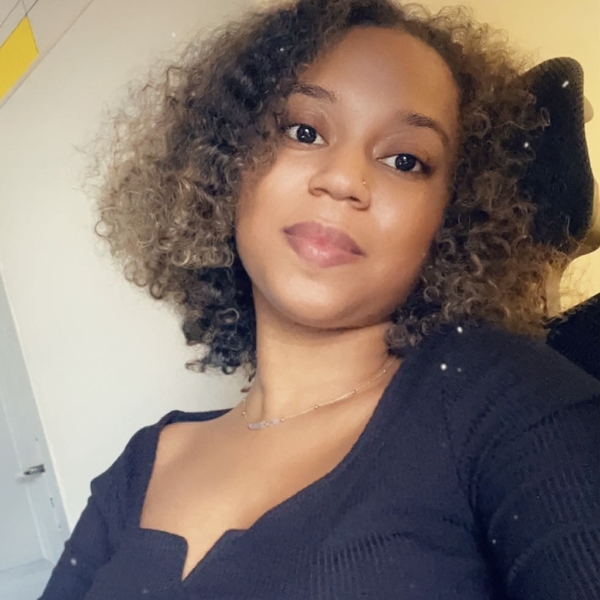 Severine - Prof de français - Les Abymes